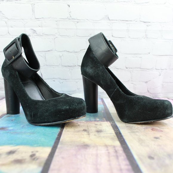 LL Bean Black Suede Signature Ankle Strap Pump Heel Size 7.5 M - Picture 3 of 9